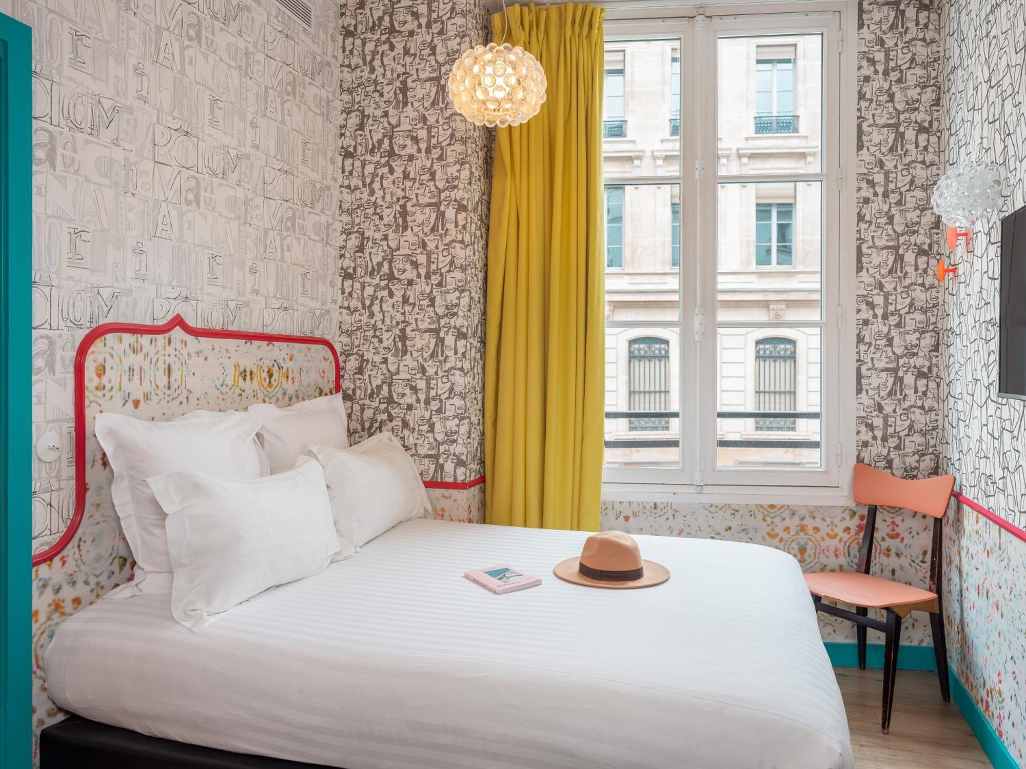 Hotel Crayon Rouge Paris Exterior photo